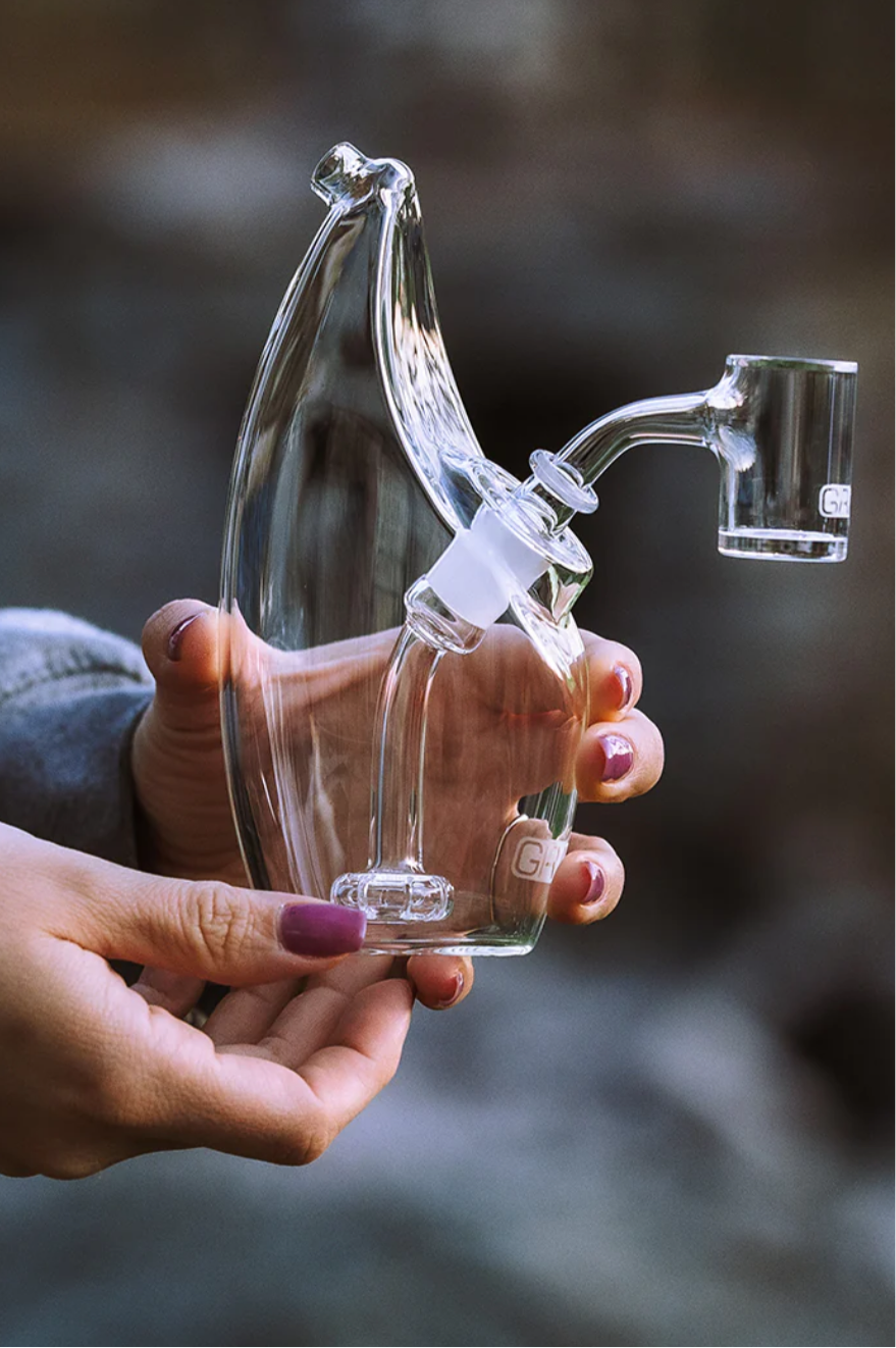 GRAV® RAIN SHOWERHEAD RIG - DayDreamz Smoke Shop