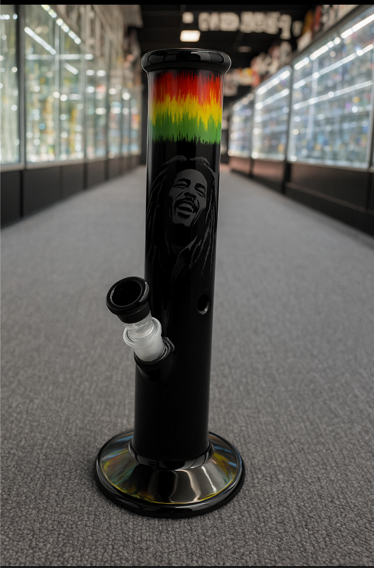 Bold Rasta vibes with a tribute to Bob Marley — elevate your session in style. - DayDreamz Smoke Shop