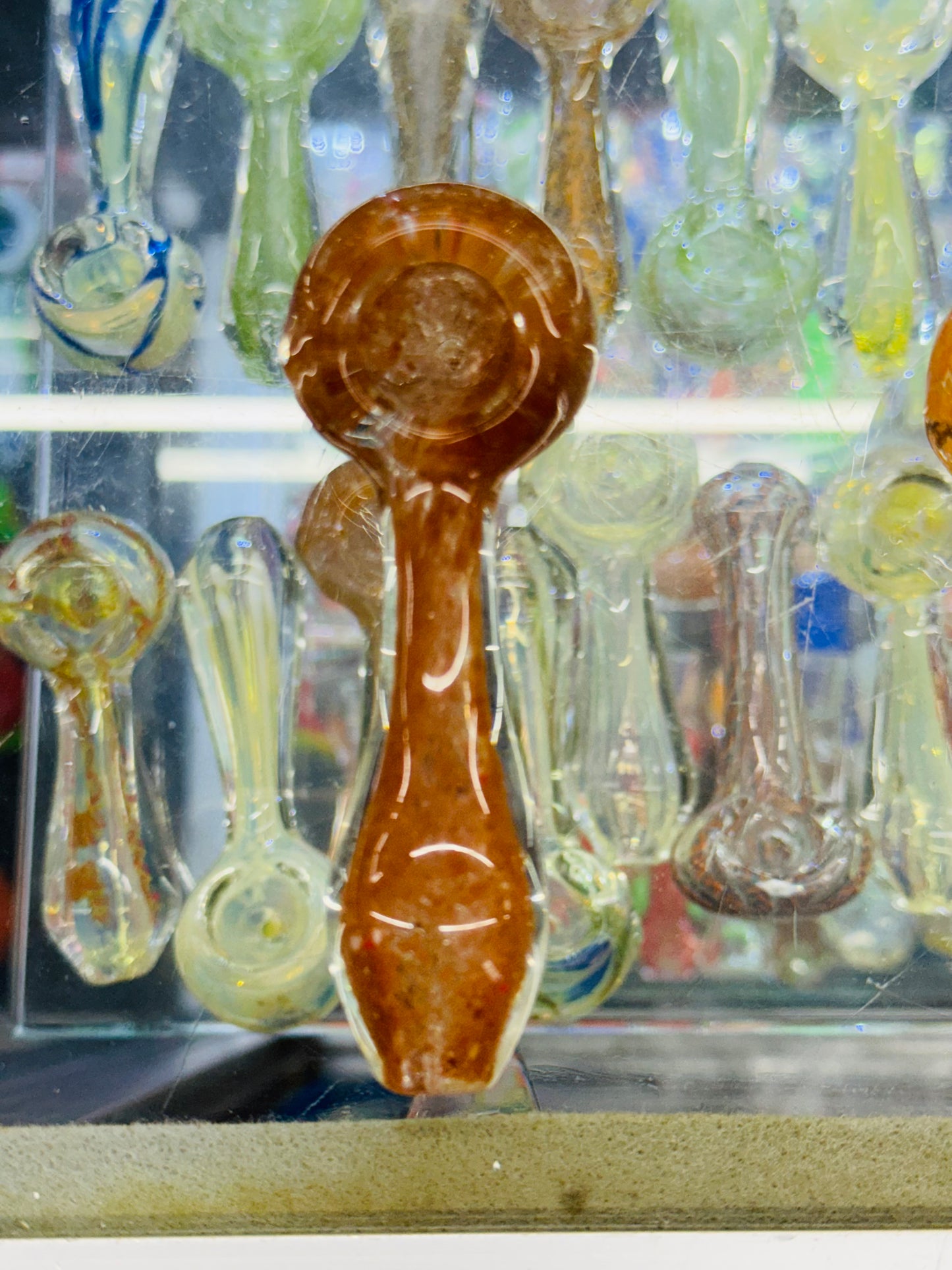 GLASS HAND PIPE - DayDreamz Smoke Shop