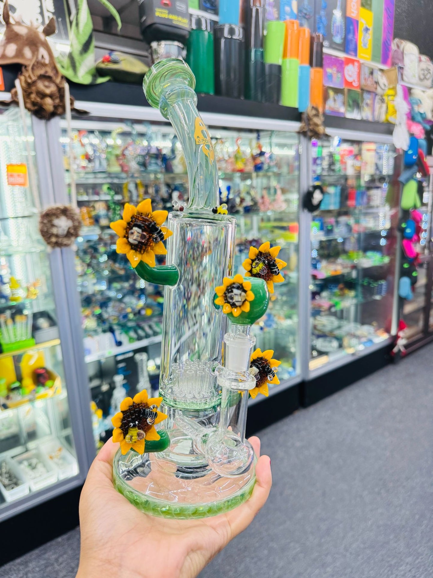12"14mm Perching Sunflower Bee ZF112-FB