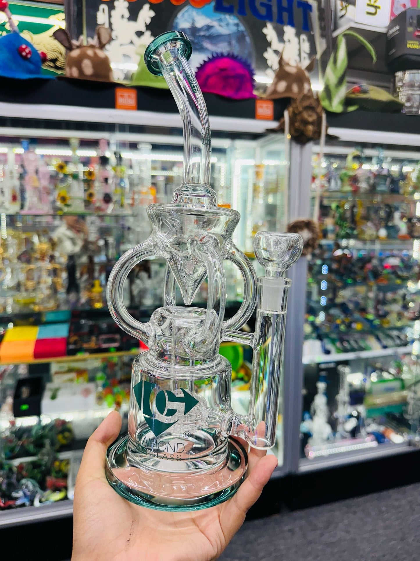 DIAMOND GLASS RECYCLE BONG