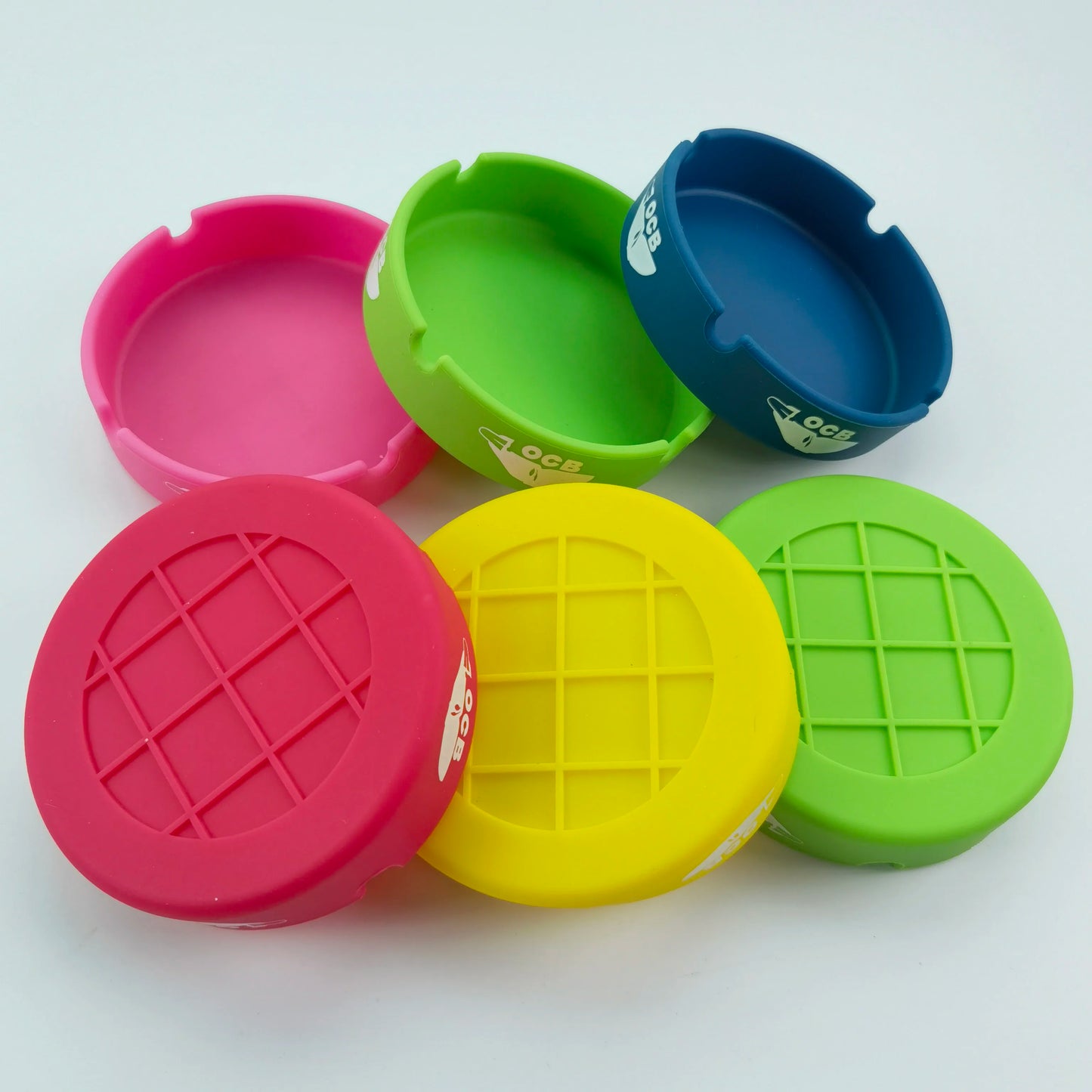 Round Silicone Ashtray 10*2.5CM Size Custom Printing logo Easy Clean Smoking Ashtray for Cigar Holder