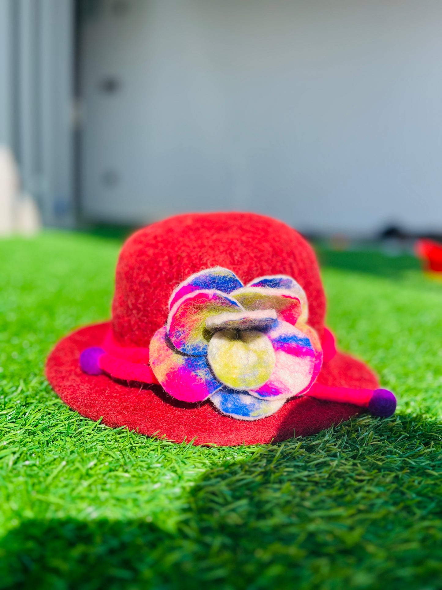 Flowery Hat - DayDreamz Smoke Shop