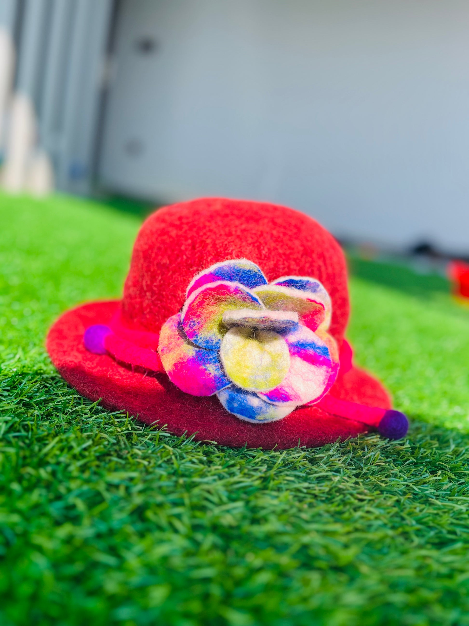 Flowery Hat - DayDreamz Smoke Shop