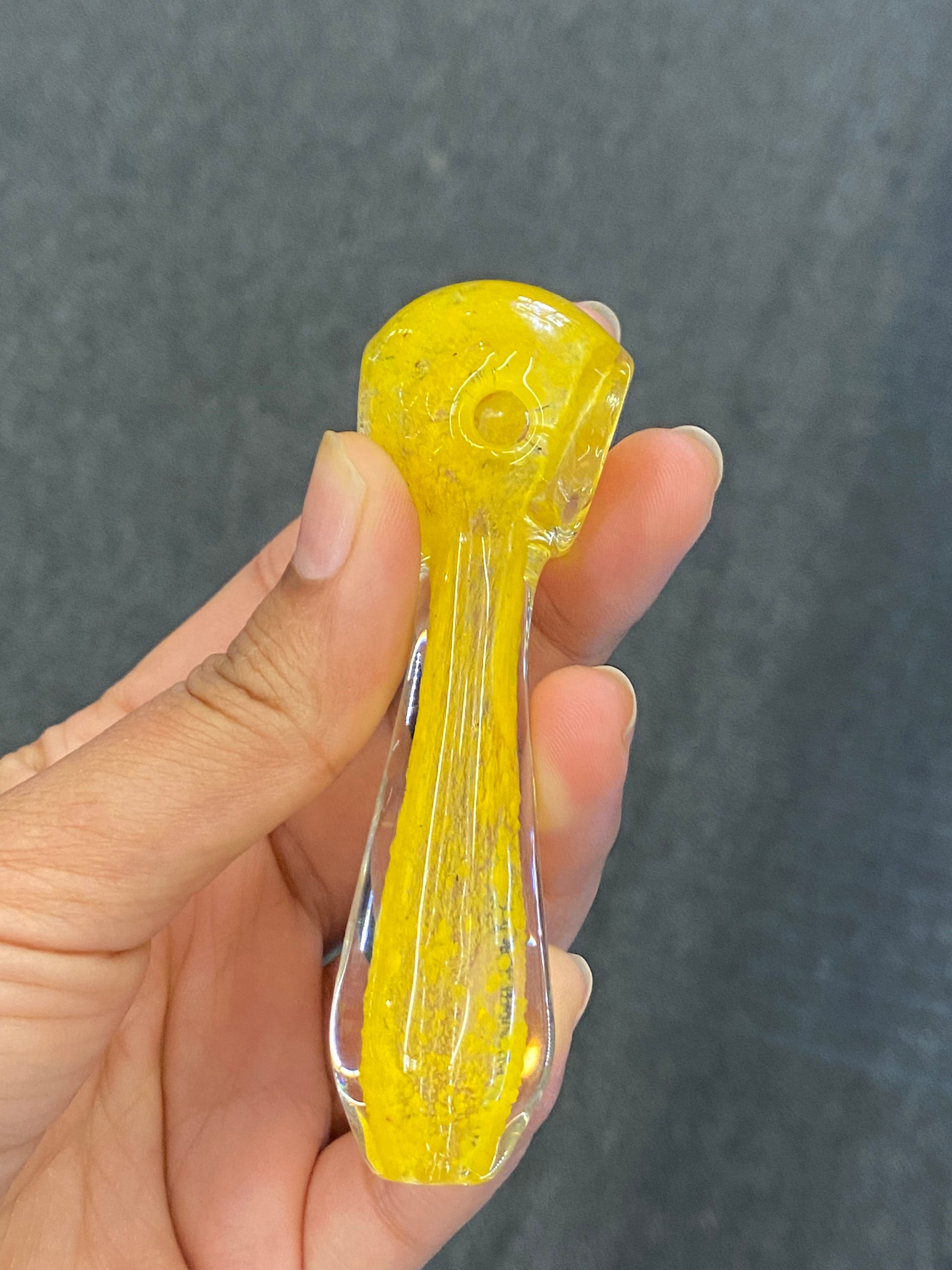 glass hand pipe - DayDreamz Smoke Shop